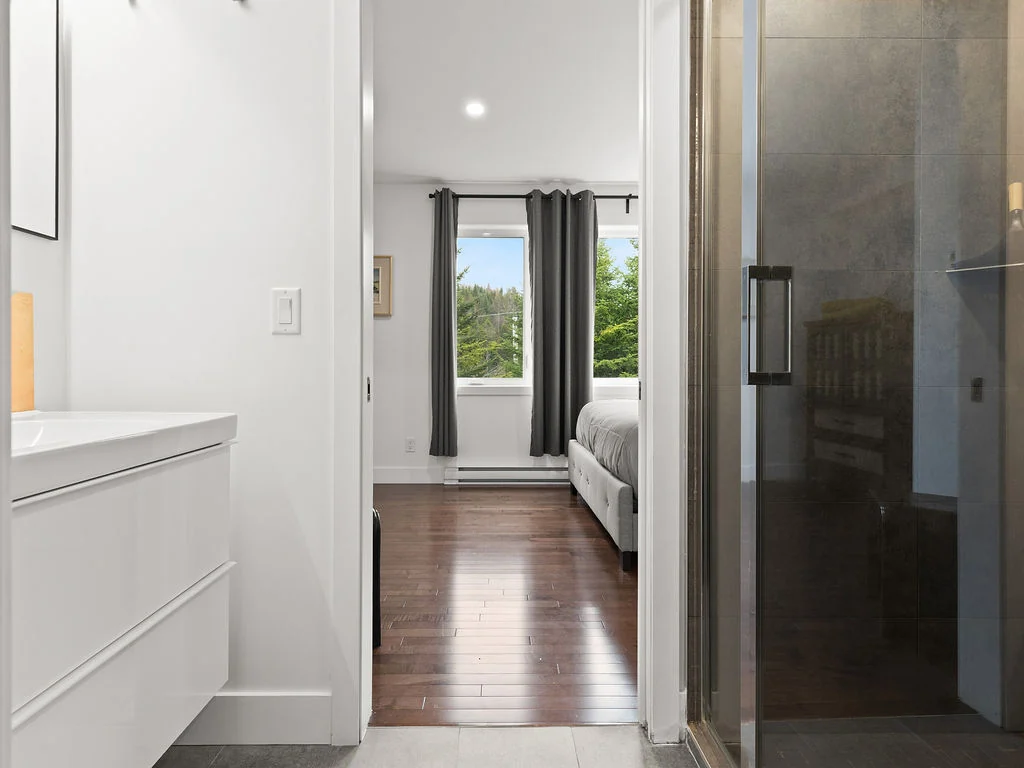 Salle de bain près de la chambre 1 du chalet L’Évasion