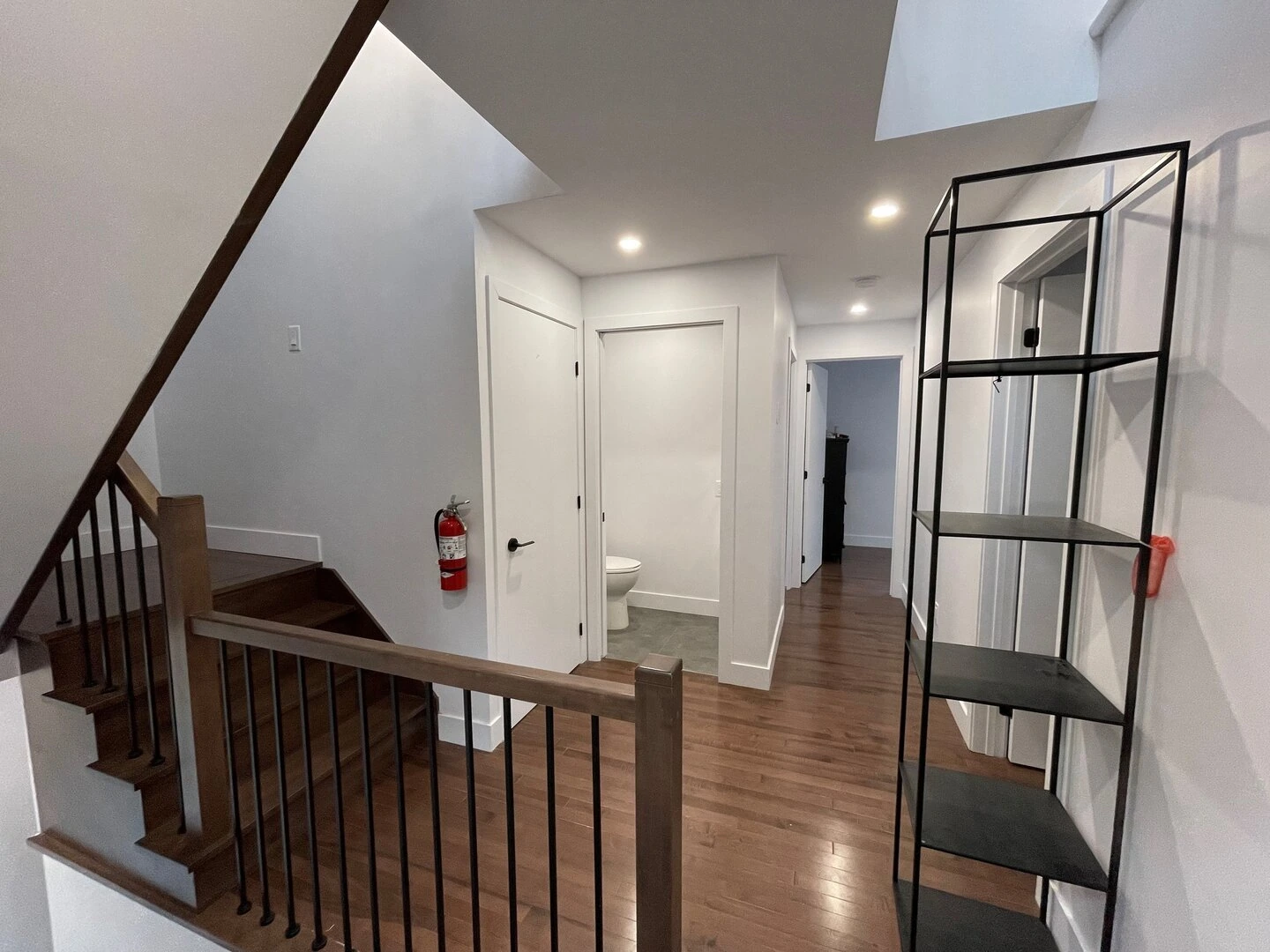 Hallway and staircase of L’Évasion chalet