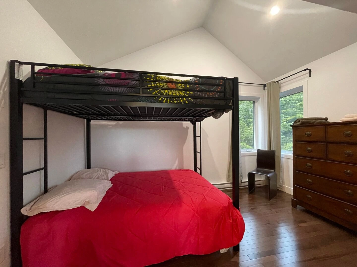 Bedroom 1 of Le Bellissime chalet