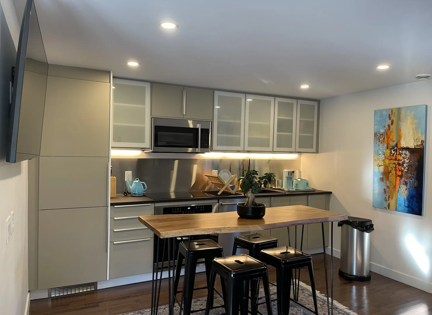 Living area of Le Romantique chalet