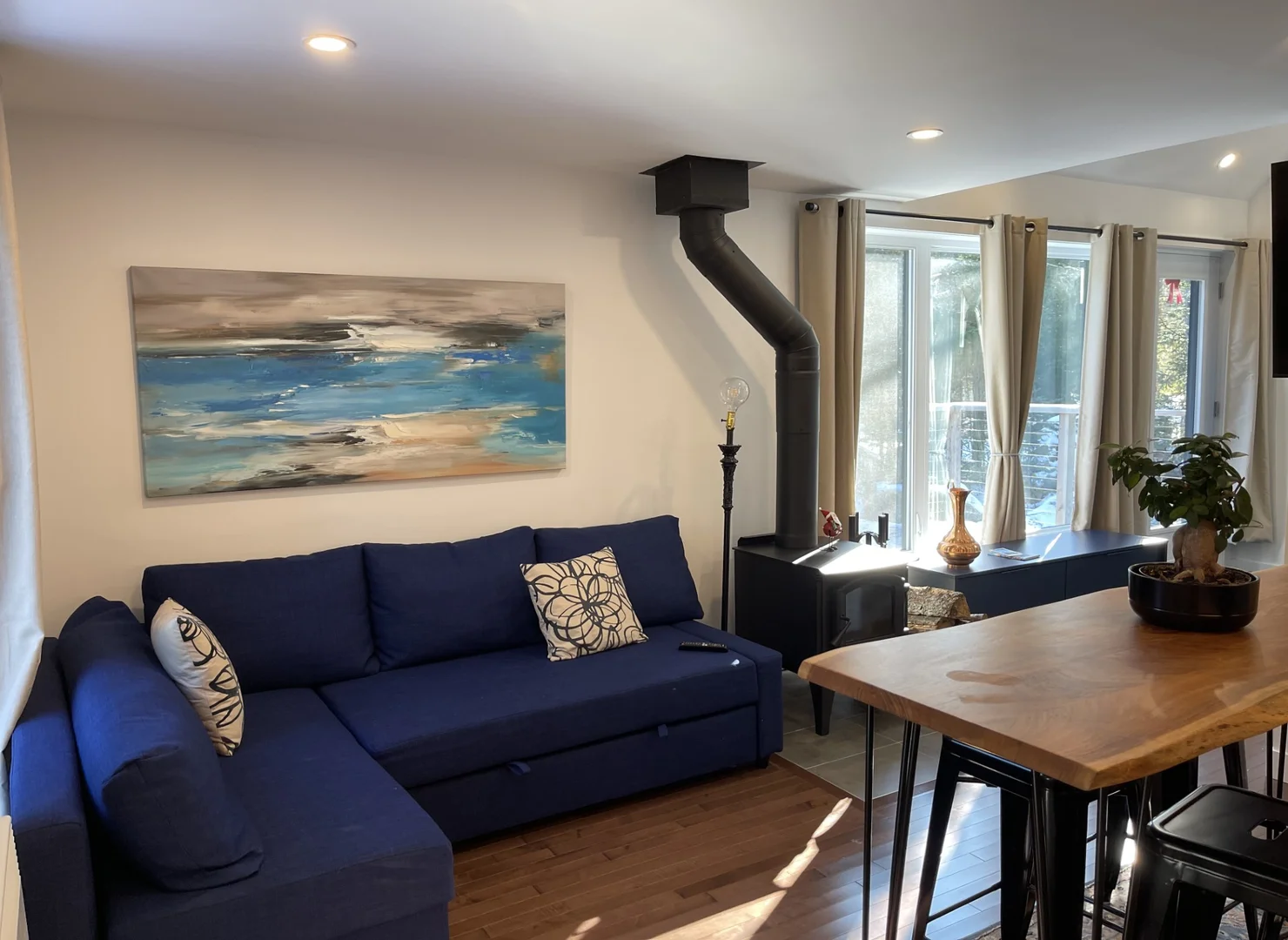 Another view of the living area at Le Romantique chalet